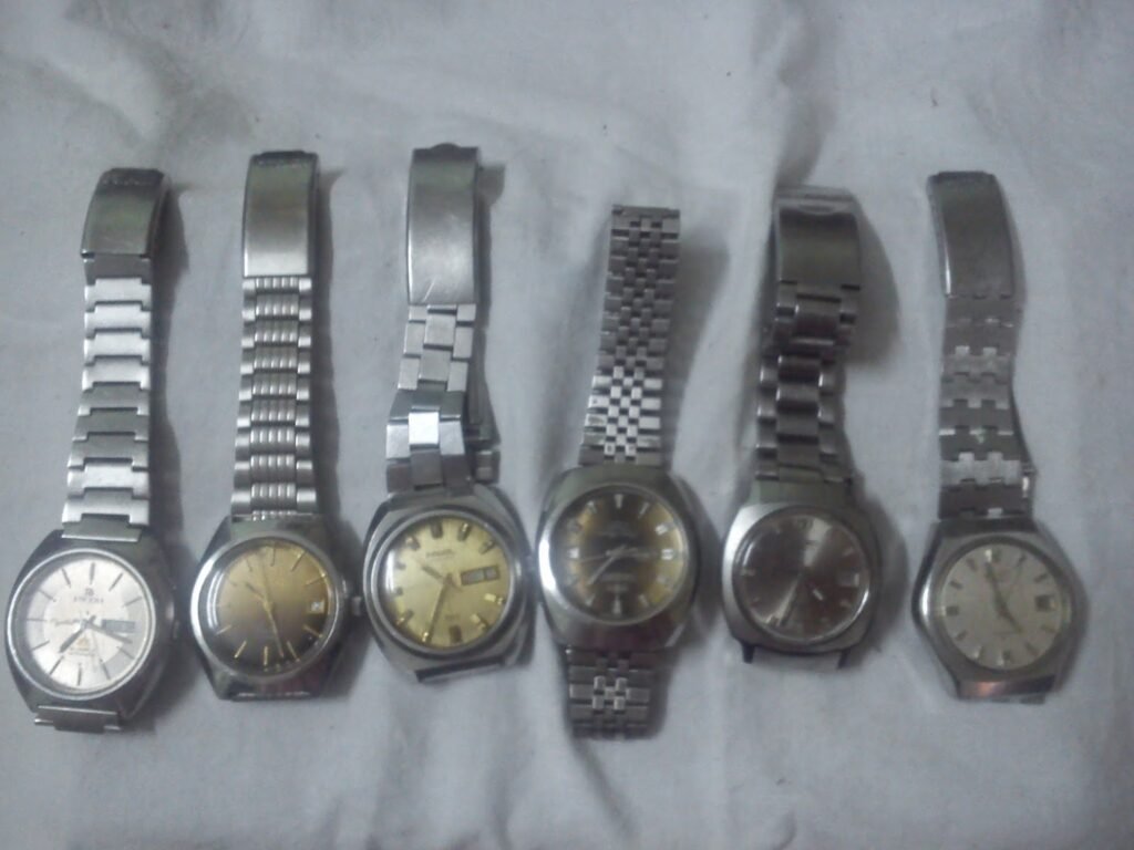 Bagaimana Membuat Jam Lama Terlihat Baru