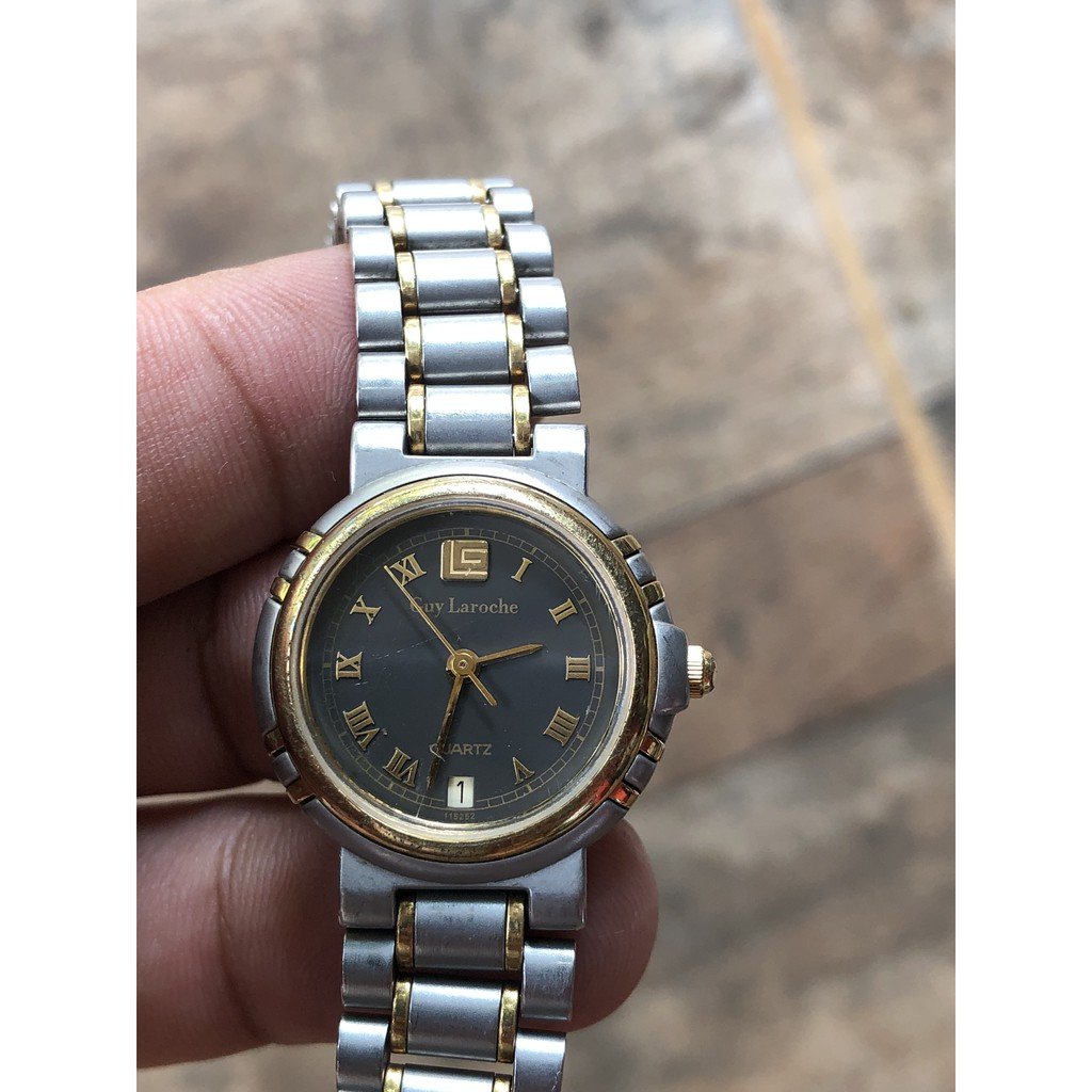 Lecet Di Jam Tangan Guy Laroche